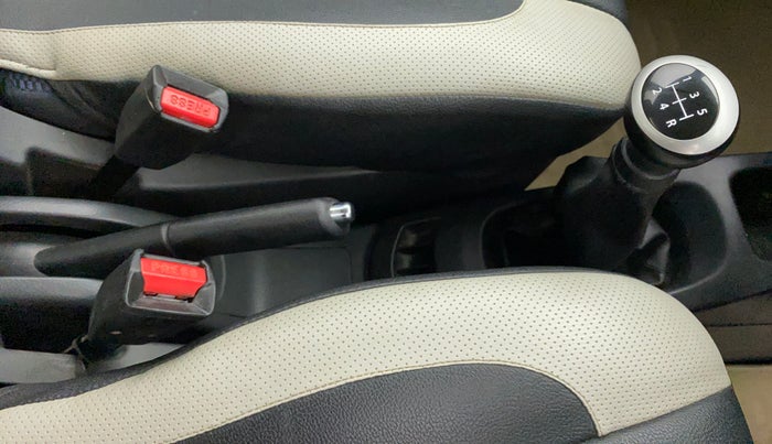 2010 Maruti Wagon R 1.0 VXI, Petrol, Manual, 33,089 km, Gear Lever