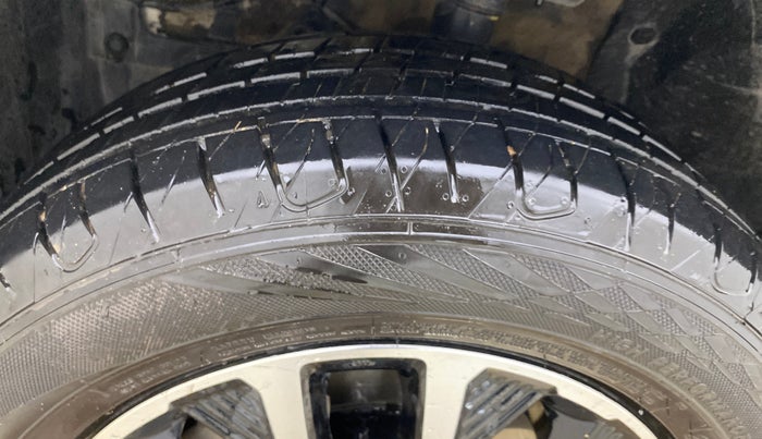 2021 Maruti Vitara Brezza ZXI PLUS, Petrol, Manual, 60,844 km, Left Front Tyre Tread