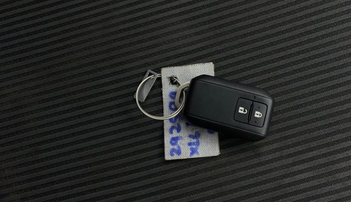 2022 Maruti XL6 ZETA MT, Petrol, Manual, 49,960 km, Key Close Up