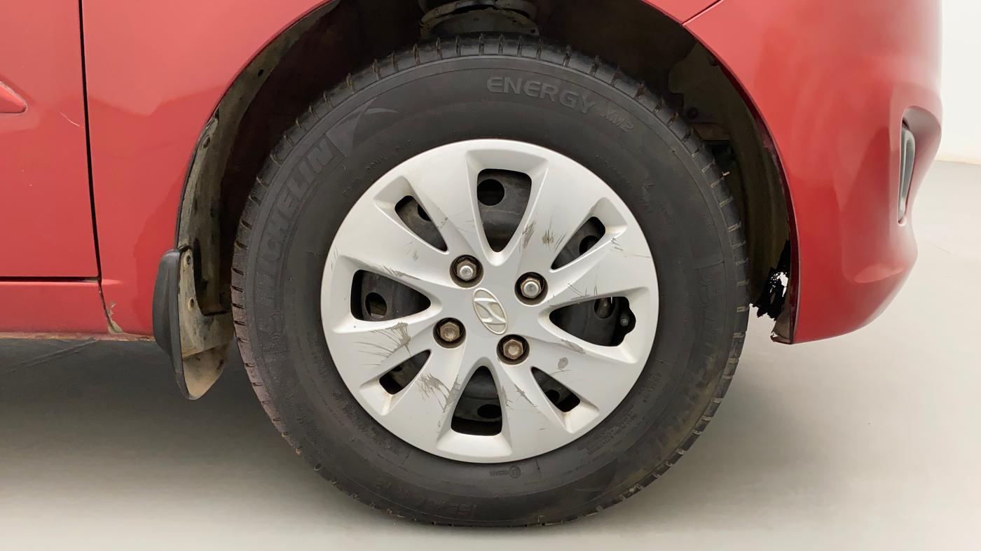 2012 Hyundai i10 SPORTZ 1.2 AT, Petrol, Automatic, 67,465 km, Right Front Wheel