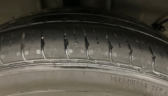 2020 Tata Tiago XZ PLUS PETROL, Petrol, Manual, 1,38,091 km, Right Rear Tyre Tread