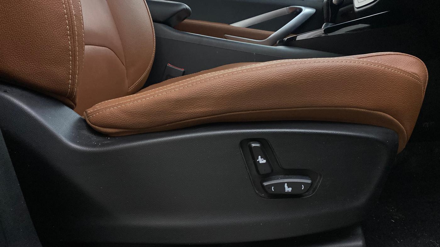2020 MG HECTOR PLUS SHARP 1.5 PETROL TURBO DCT 6-STR, Petrol, Automatic, 41,145 km, Driver Side Adjustment Panel