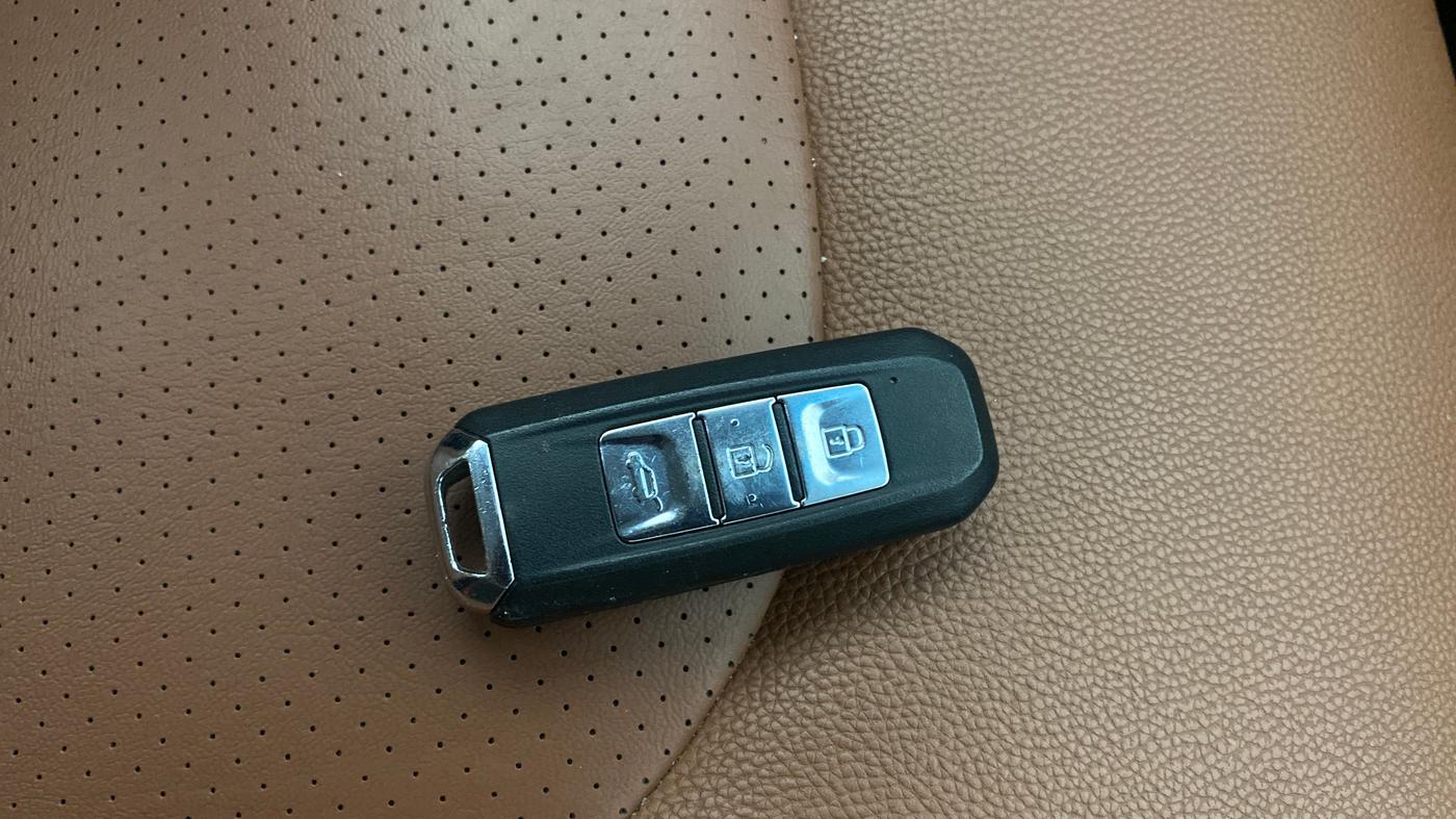2020 MG HECTOR PLUS SHARP 1.5 PETROL TURBO DCT 6-STR, Petrol, Automatic, 41,145 km, Key Close Up