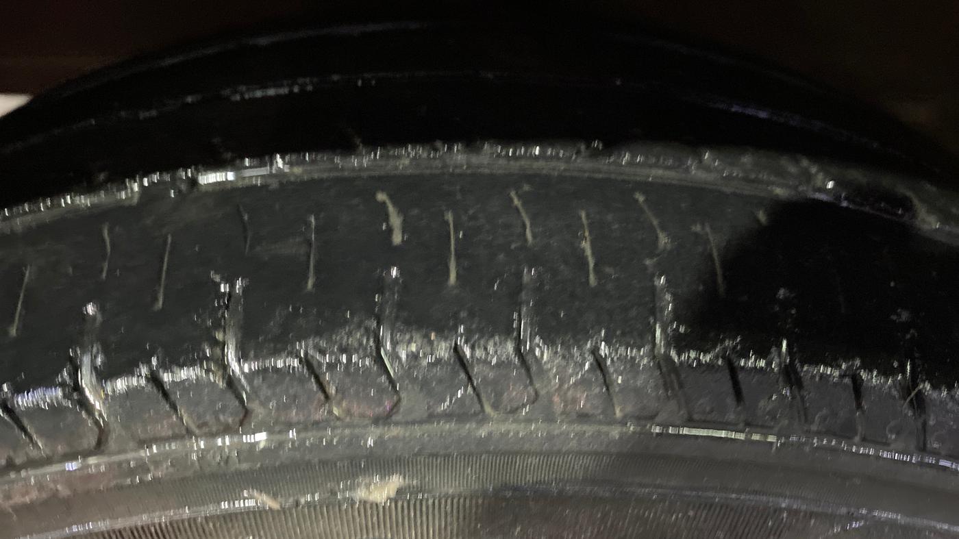 2015 Hyundai Eon D-LITE+, Petrol, Manual, 93,630 km, Left Front Tyre Tread