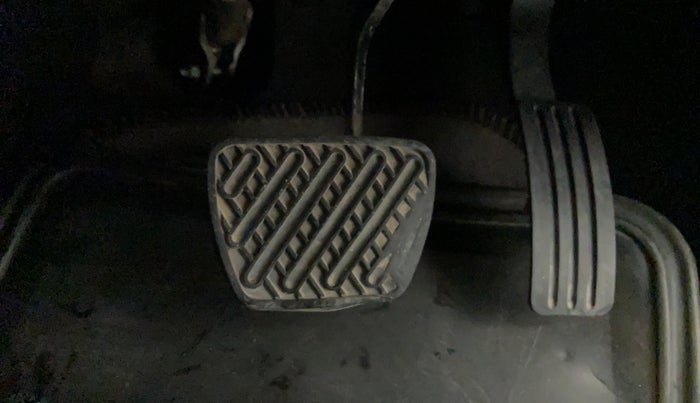 2017 Nissan Terrano XV PREMIUM 110 PS AMT DEISEL, Diesel, Automatic, 49,610 km, Pedals