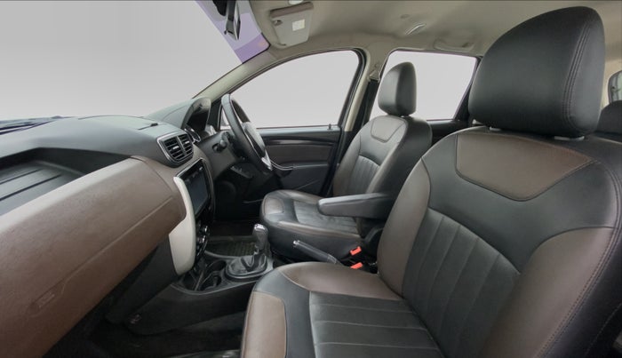 2017 Nissan Terrano XV PREMIUM 110 PS AMT DEISEL, Diesel, Automatic, 49,610 km, Right Side Front Door Cabin