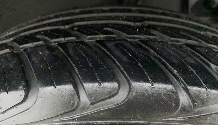 2017 Nissan Terrano XV PREMIUM 110 PS AMT DEISEL, Diesel, Automatic, 49,610 km, Left Rear Tyre Tread