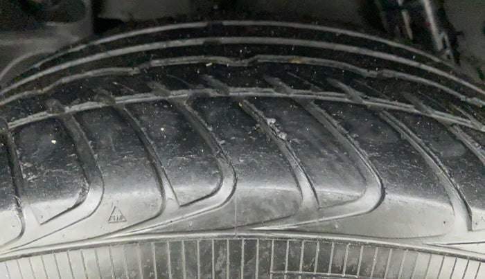 2017 Nissan Terrano XV PREMIUM 110 PS AMT DEISEL, Diesel, Automatic, 49,610 km, Right Rear Tyre Tread