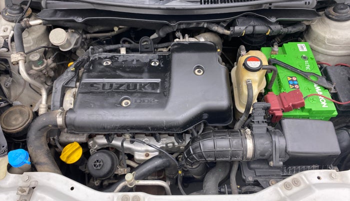 2013 Maruti Swift VDI, Diesel, Manual, 85,507 km, Open Bonet