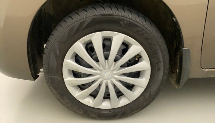 2015 Maruti Wagon R 1.0 VXI, Petrol, Manual, 30,993 km, Left Front Wheel