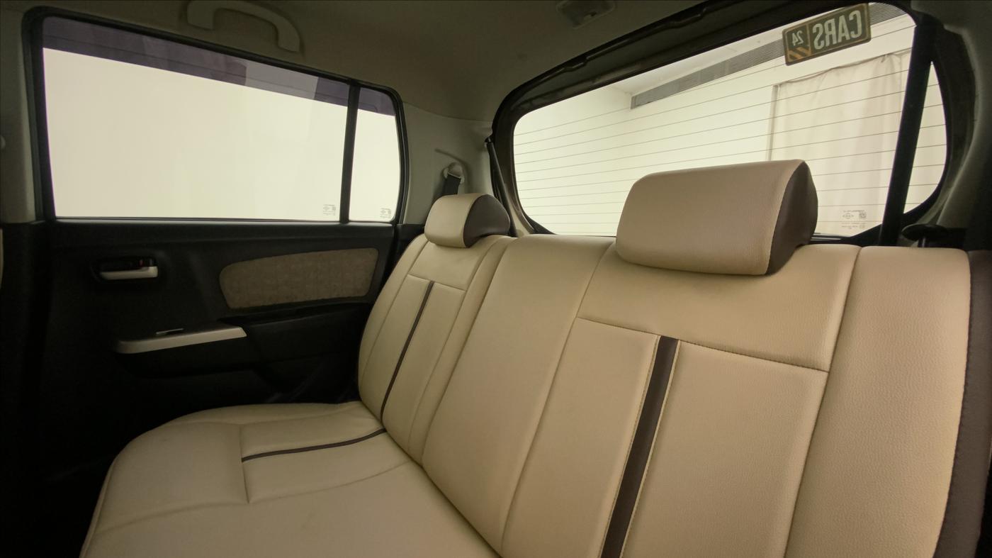 2015 Maruti Wagon R 1.0 VXI, Petrol, Manual, 30,993 km, Right Side Rear Door Cabin