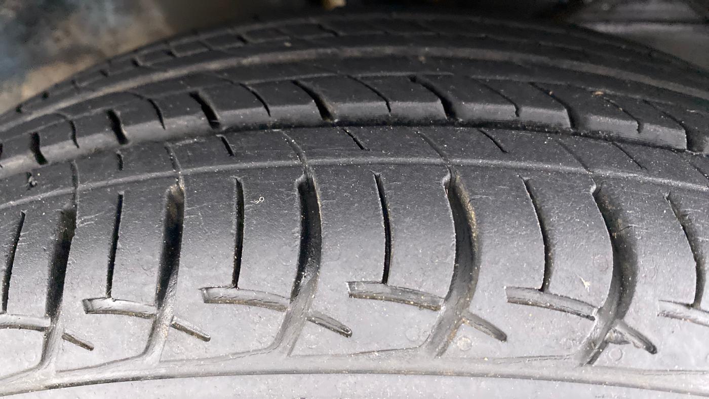 2018 Maruti Baleno DELTA 1.2 K12, Petrol, Manual, 19,120 km, Right Front Tyre Tread