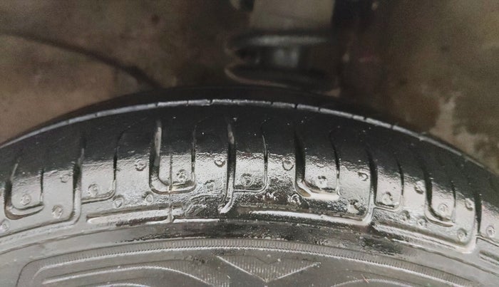 2019 Maruti Alto K10 VXI AMT, Petrol, Automatic, 42,183 km, Left Front Tyre Tread