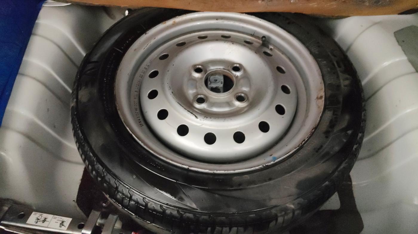2019 Maruti Alto K10 VXI AMT, Petrol, Automatic, 42,183 km, Spare Tyre