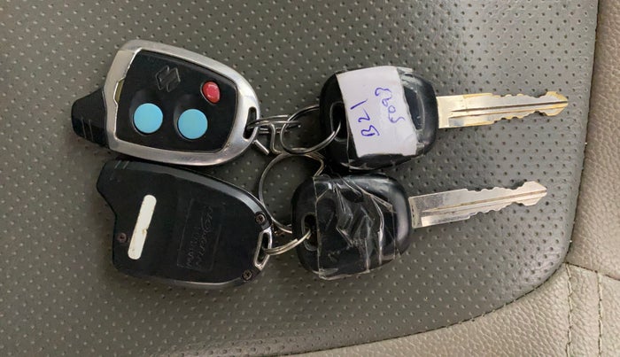 2017 Maruti Celerio VXI, Petrol, Manual, 58,166 km, Key Close Up