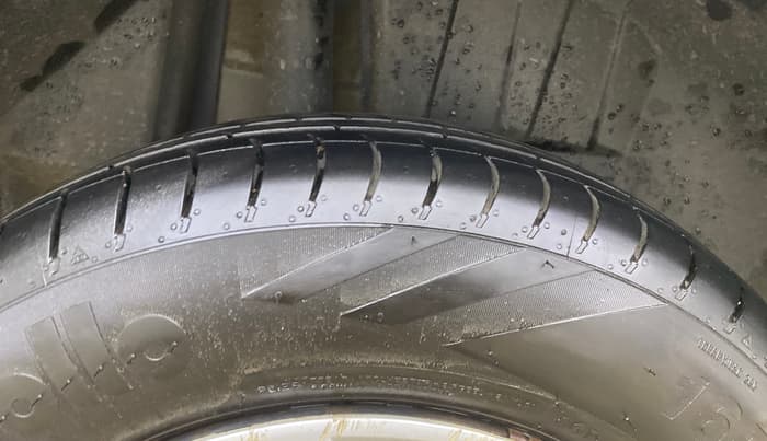 2020 Maruti Dzire VXI, Petrol, Manual, 41,569 km, Right Rear Tyre Tread