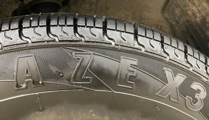 2015 Maruti Alto 800 VXI, Petrol, Manual, 72,436 km, Right Front Tyre Tread