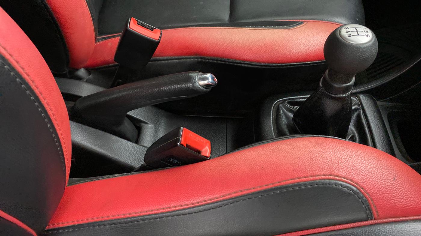 2013 Maruti Swift VDI, Diesel, Manual, 89,197 km, Gear Lever
