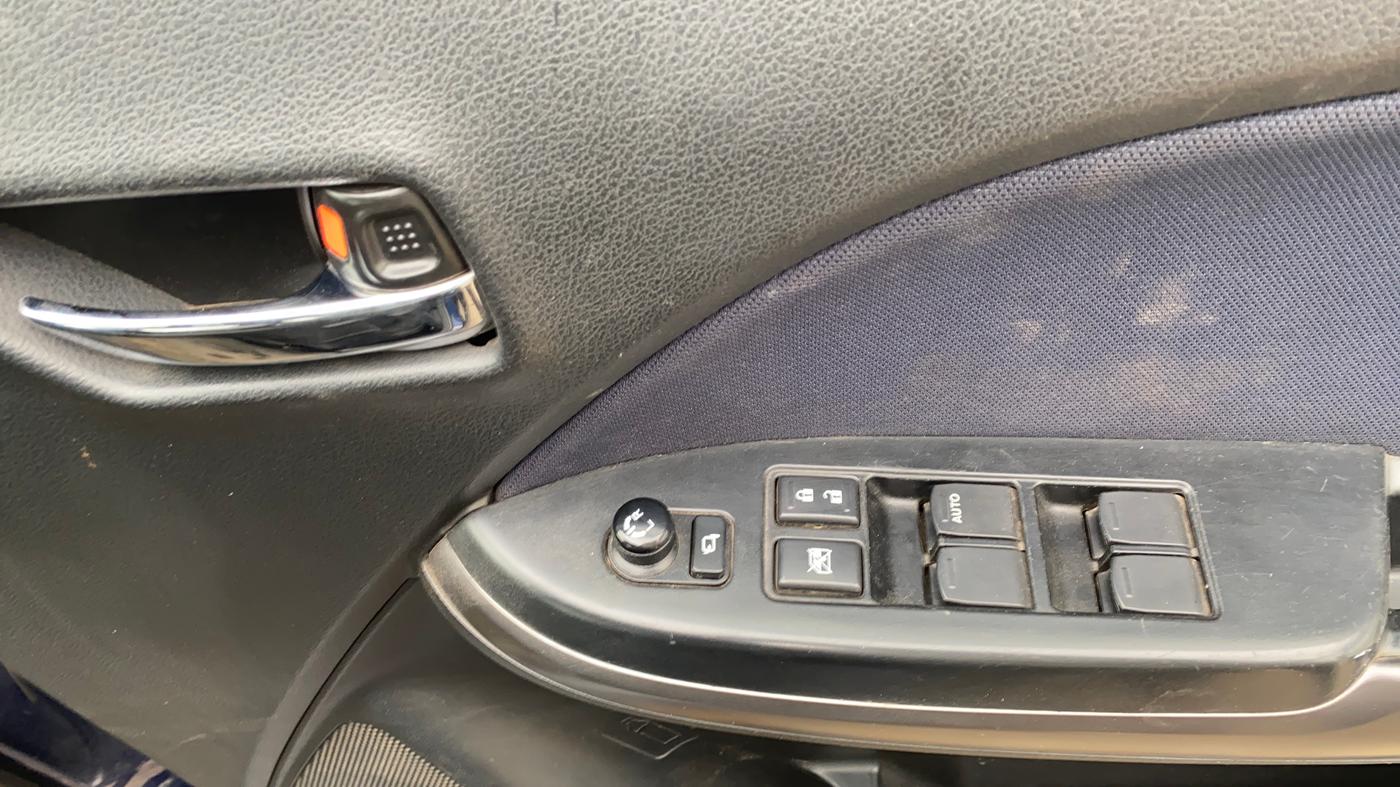 2020 Toyota Glanza G, Petrol, Manual, 94,232 km, Driver Side Door Panels Control