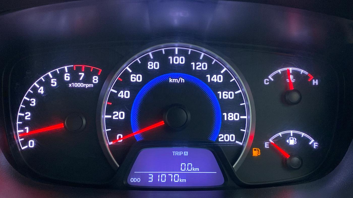 2015 Hyundai Grand i10 SPORTZ 1.2 KAPPA VTVT, Petrol, Manual, 31,081 km, Odometer Image