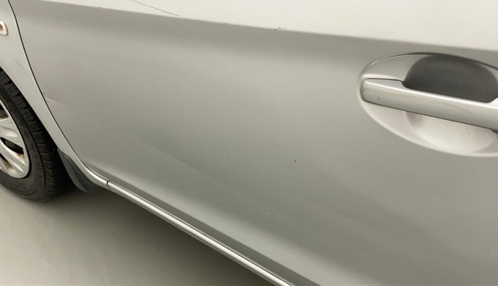 2013 Honda Brio S MT, Petrol, Manual, 70,498 km, Front passenger door - Slightly dented