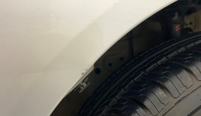 2013 Honda Brio S MT, Petrol, Manual, 70,498 km, Right fender - Slight discoloration