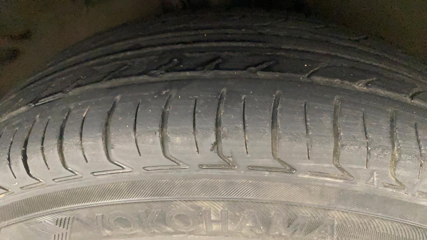 2017 Maruti Celerio ZXI, Petrol, Manual, 62,198 km, Right Front Tyre Tread