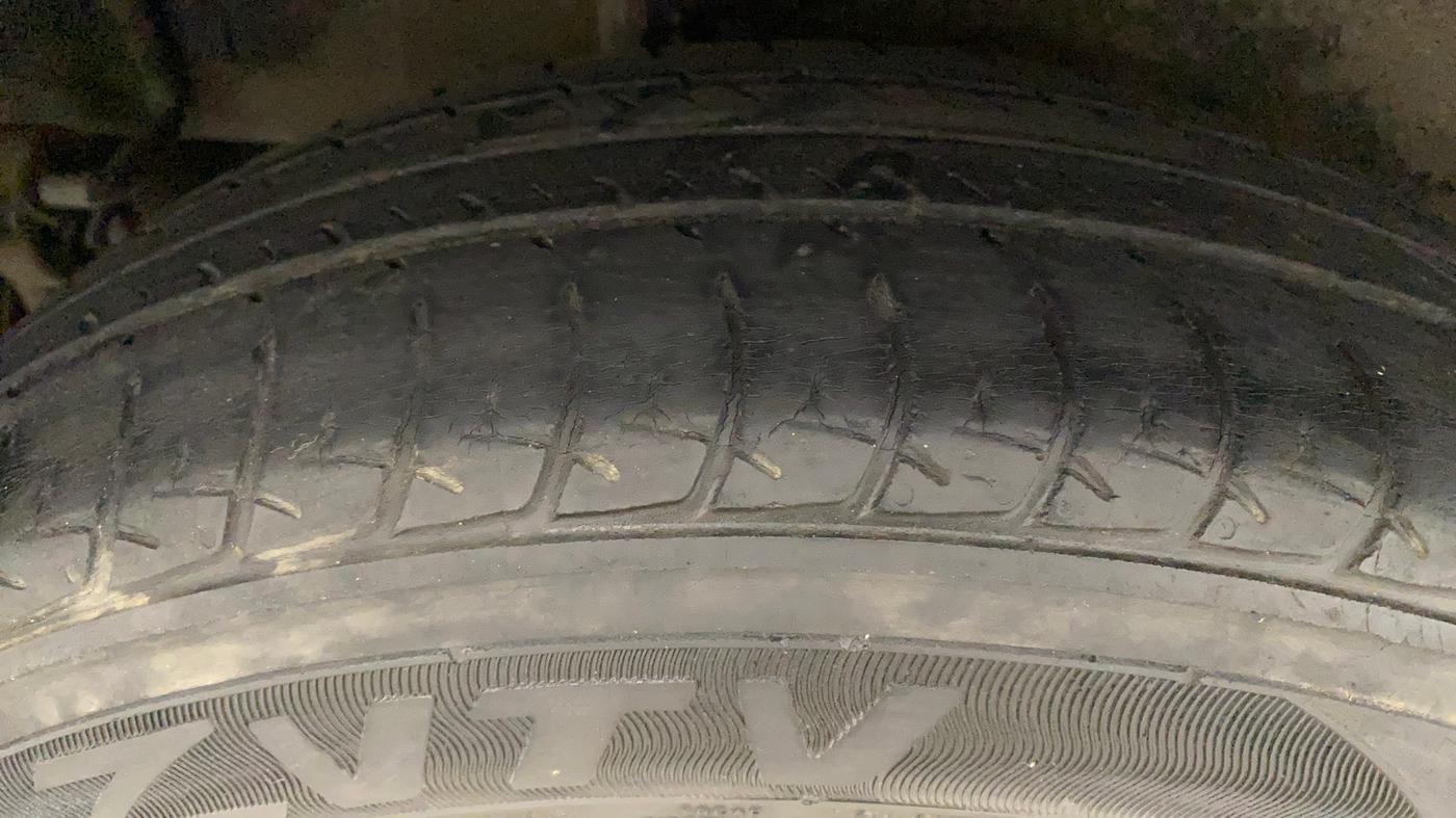2017 Maruti Celerio ZXI, Petrol, Manual, 62,198 km, Right Rear Tyre Tread