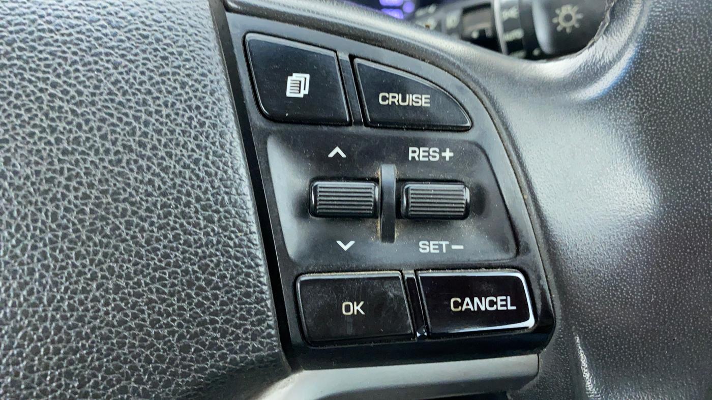 2016 Hyundai Tucson 2WD AT GL PETROL , Petrol, Automatic, 75,107 km, Adaptive Cruise Control