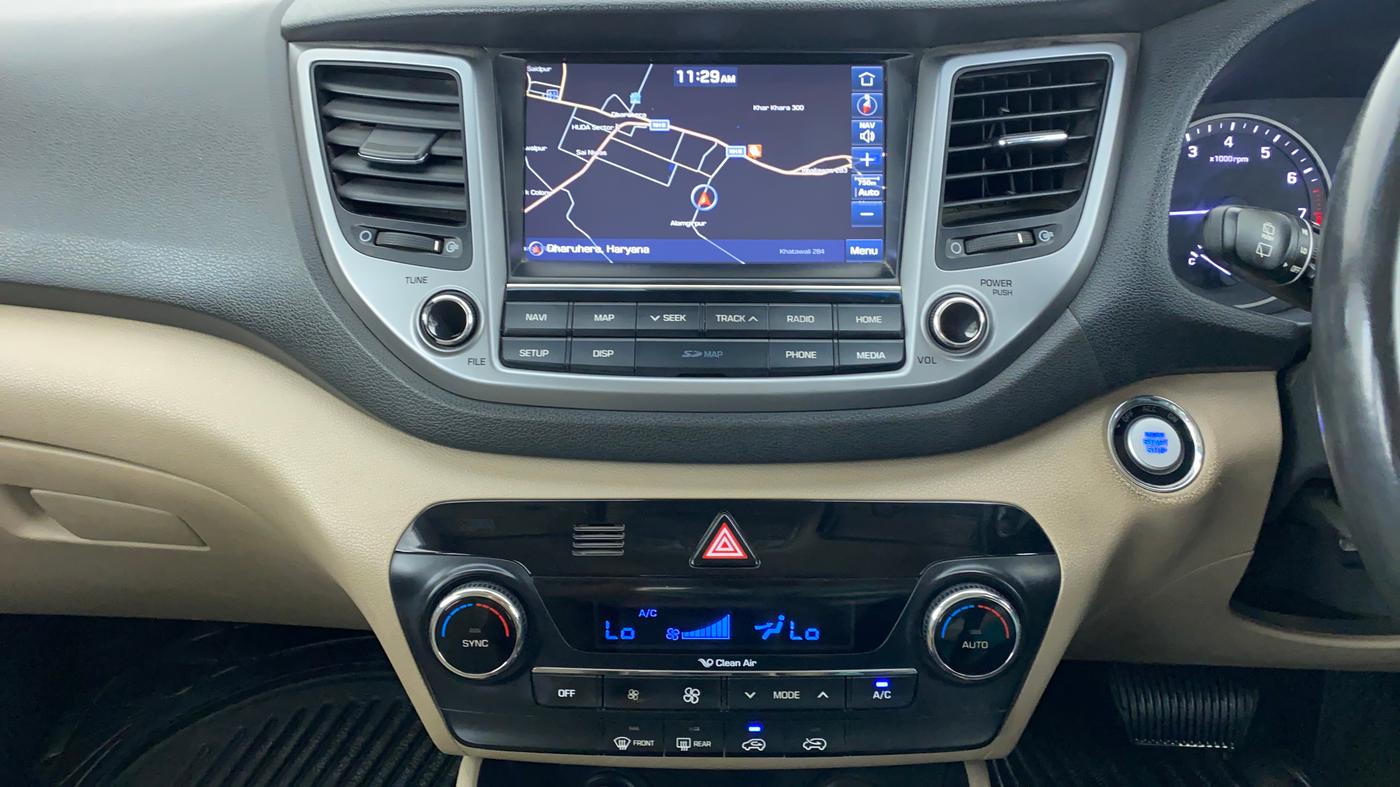 2016 Hyundai Tucson 2WD AT GL PETROL , Petrol, Automatic, 75,107 km, Air Conditioner