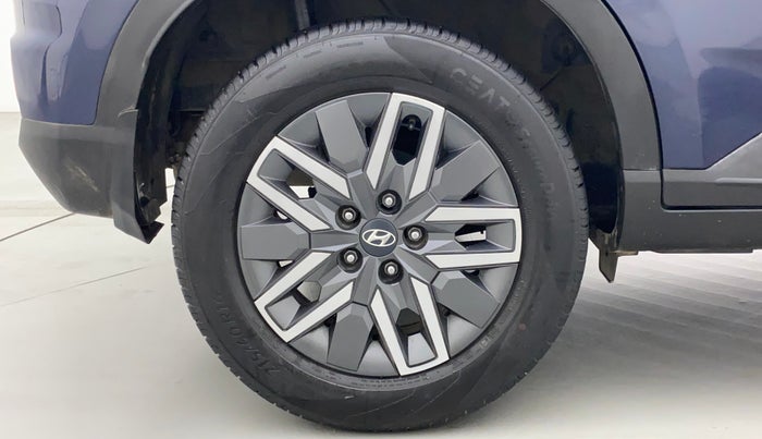 2022 Hyundai VENUE SX 1.0 TURBO, Petrol, Manual, 17,903 km, Right Rear Wheel