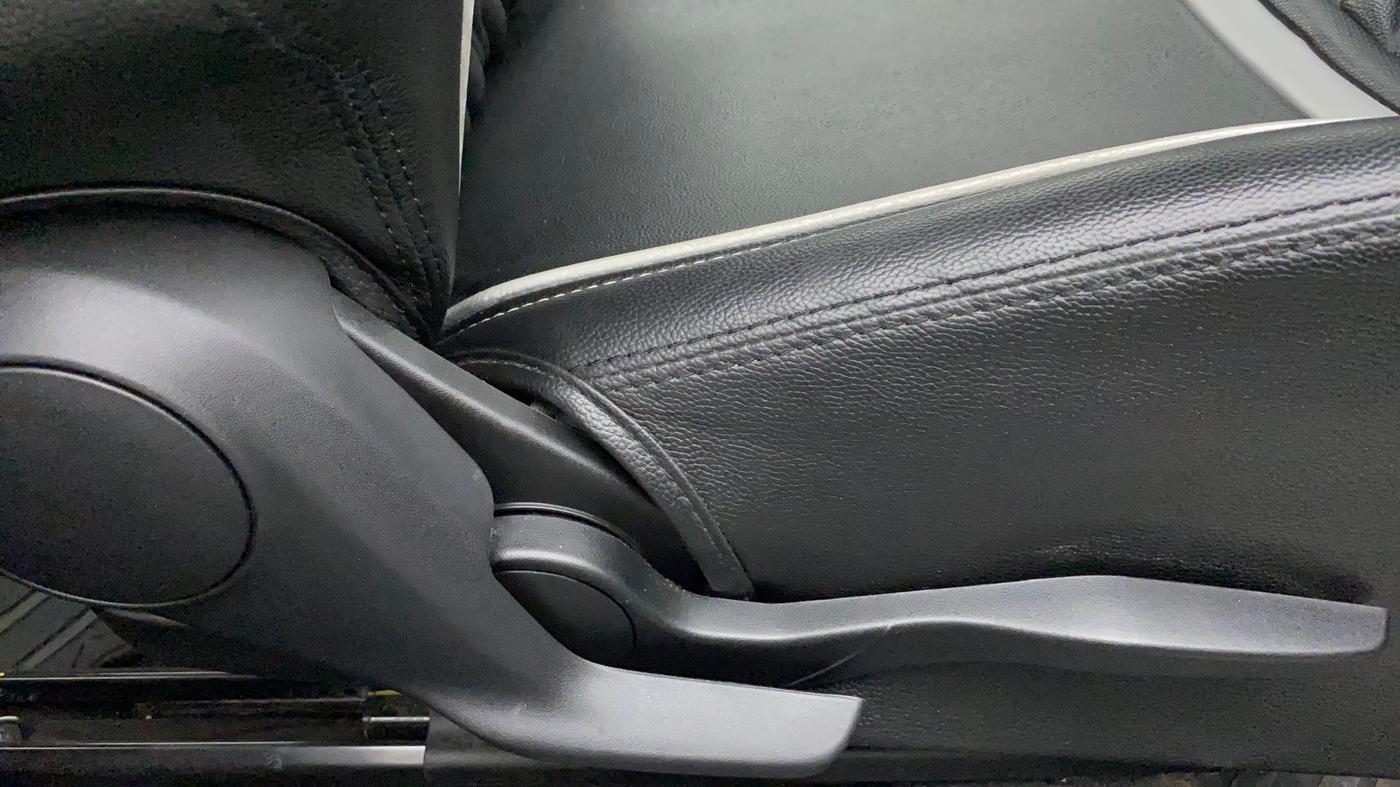 2021 Maruti Swift VXI, Petrol, Manual, 7,658 km, Driver Side Adjustment Panel