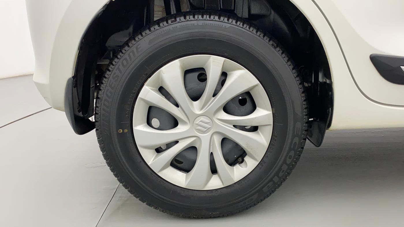2021 Maruti Swift VXI, Petrol, Manual, 7,658 km, Right Rear Wheel