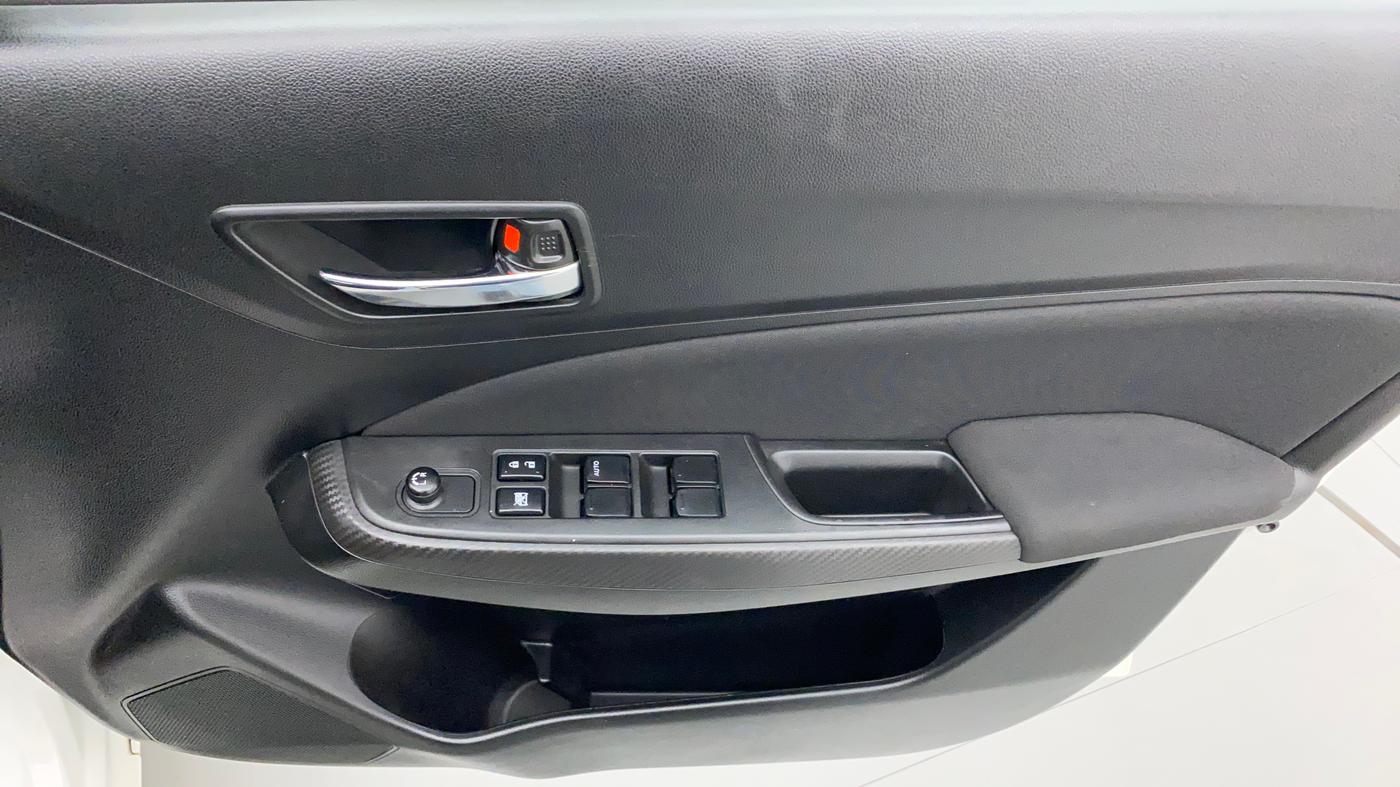 2021 Maruti Swift VXI, Petrol, Manual, 7,658 km, Driver Side Door Panels Control