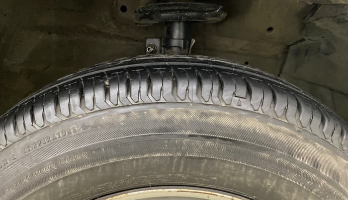 2013 Maruti Swift LXI, Petrol, Manual, 46,750 km, Right Front Tyre Tread