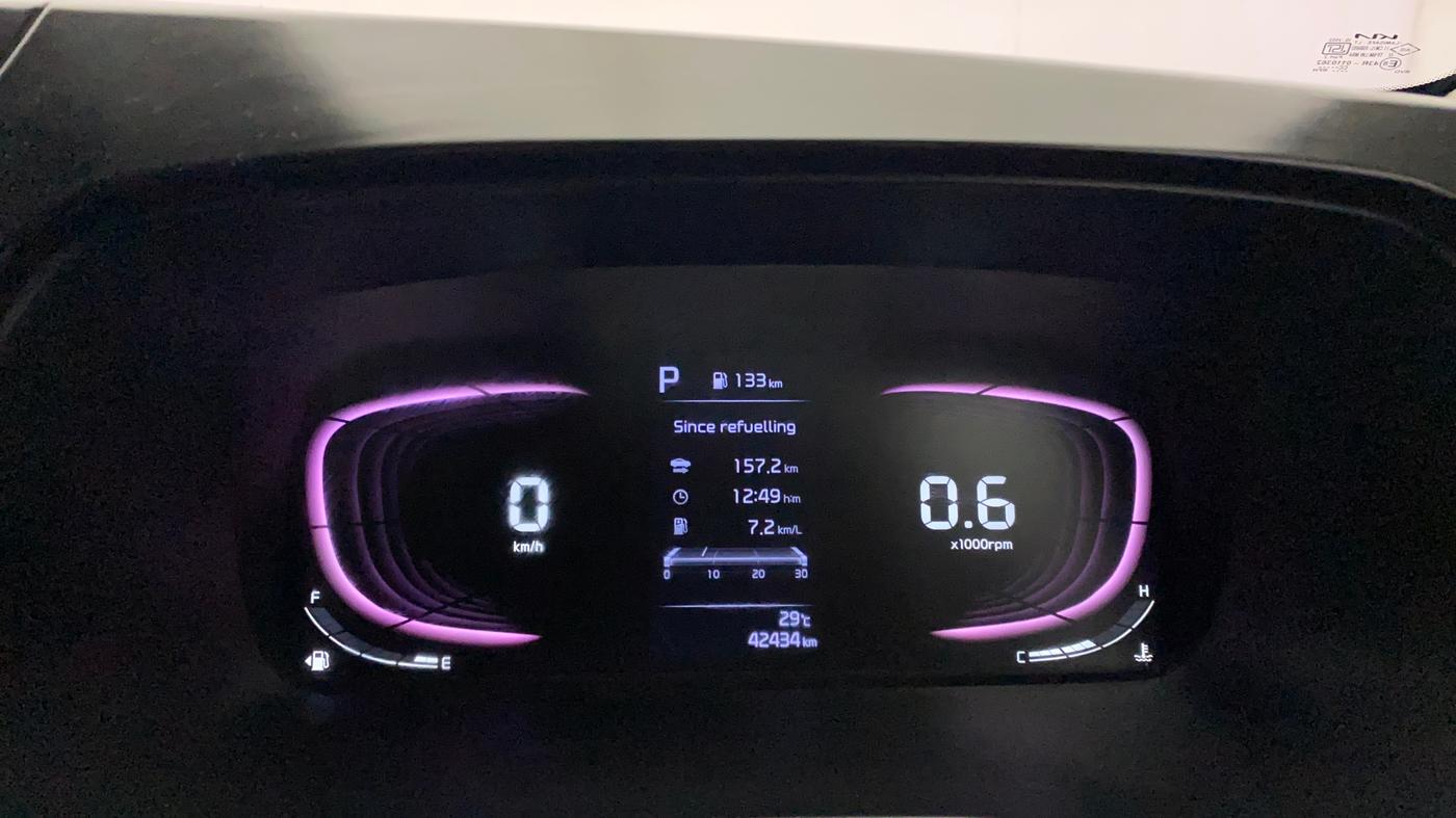 2022 KIA CARENS LUXURY PLUS 1.4 PETROL DCT 7 STR, Petrol, Automatic, 42,428 km, Odometer Image