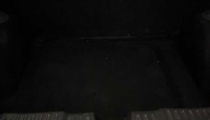 2021 Tata ALTROZ XM PLUS PETROL, Petrol, Manual, 19,907 km, Boot Inside