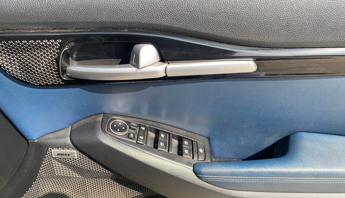 2022 KIA SELTOS X LINE 1.4 PETROL DCT, Petrol, Automatic, 51,292 km, Driver Side Door Panels Control