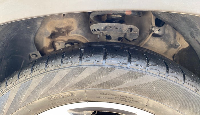 2022 KIA SELTOS X LINE 1.4 PETROL DCT, Petrol, Automatic, 51,292 km, Left Front Tyre Tread