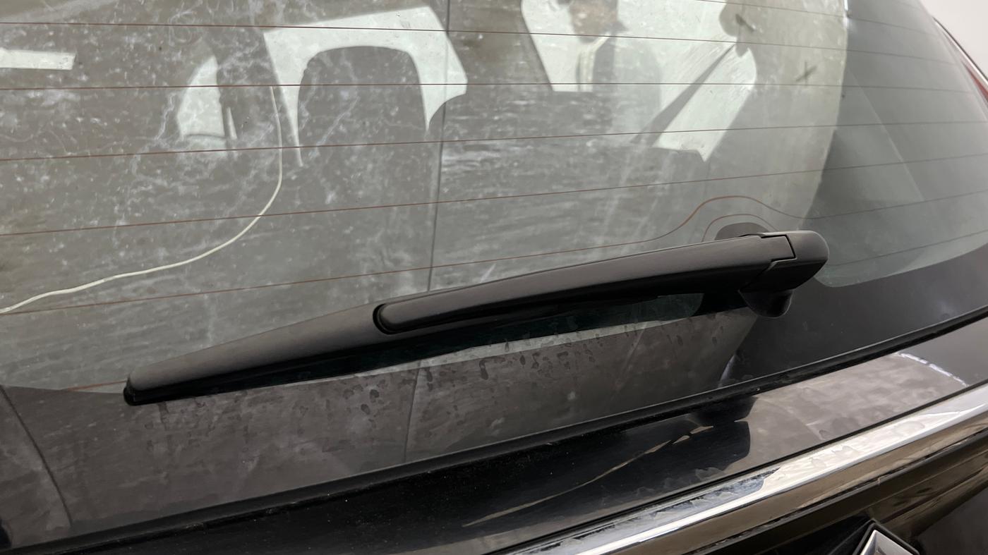 2024 Maruti XL6 ZETA CNG, CNG, Manual, 30,733 km, Rear Wiper