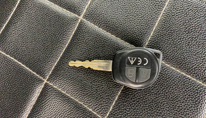 2015 Maruti Wagon R 1.0 VXI, Petrol, Manual, 1,38,353 km, Key Close Up