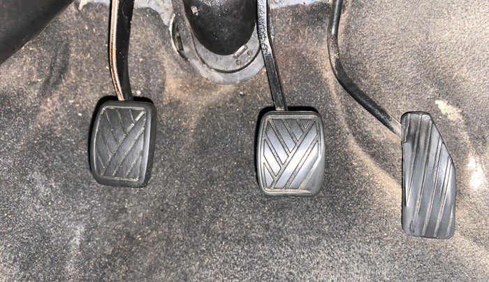 2015 Maruti Wagon R 1.0 VXI, Petrol, Manual, 1,38,353 km, Pedals