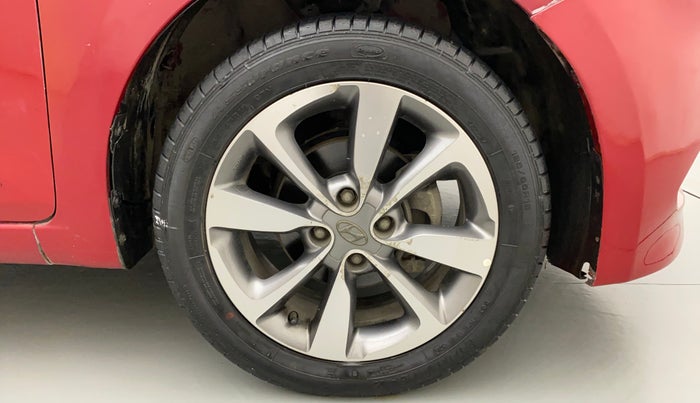 2015 Hyundai Elite i20 ASTA 1.2, Petrol, Manual, 1,06,648 km, Right Front Wheel
