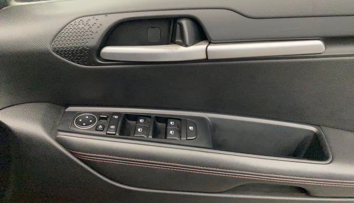 2020 KIA SONET GTX PLUS 1.0 IMT, Petrol, Manual, 68,217 km, Driver Side Door Panels Control