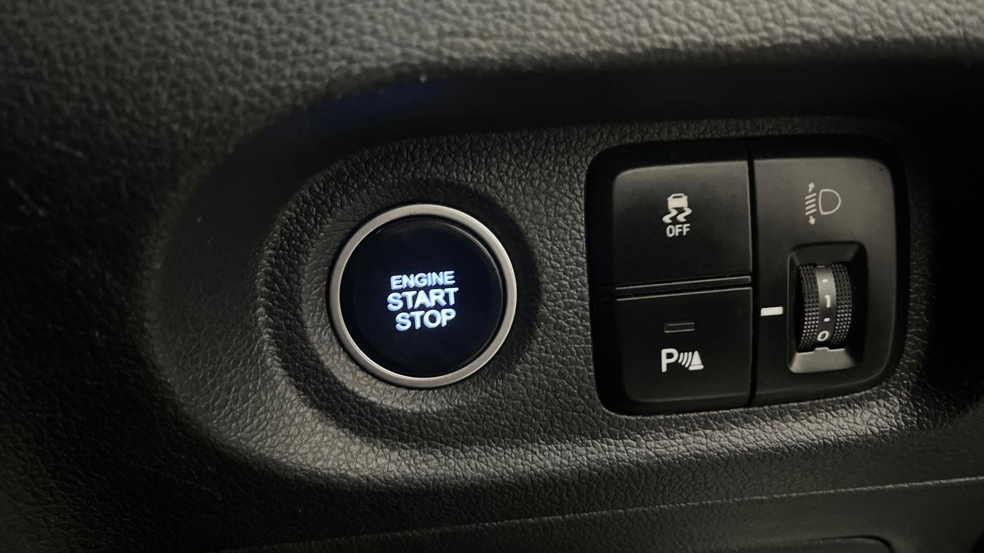 2022 Hyundai ALCAZAR 1.5 SIGNATURE (O) AT 7STR, Diesel, Automatic, 1,33,169 km, Keyless Start/ Stop Button