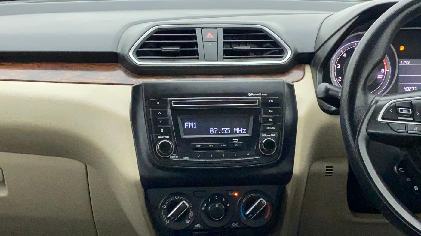 2017 Maruti Dzire VXI, Petrol, Manual, 40,277 km, Air Conditioner