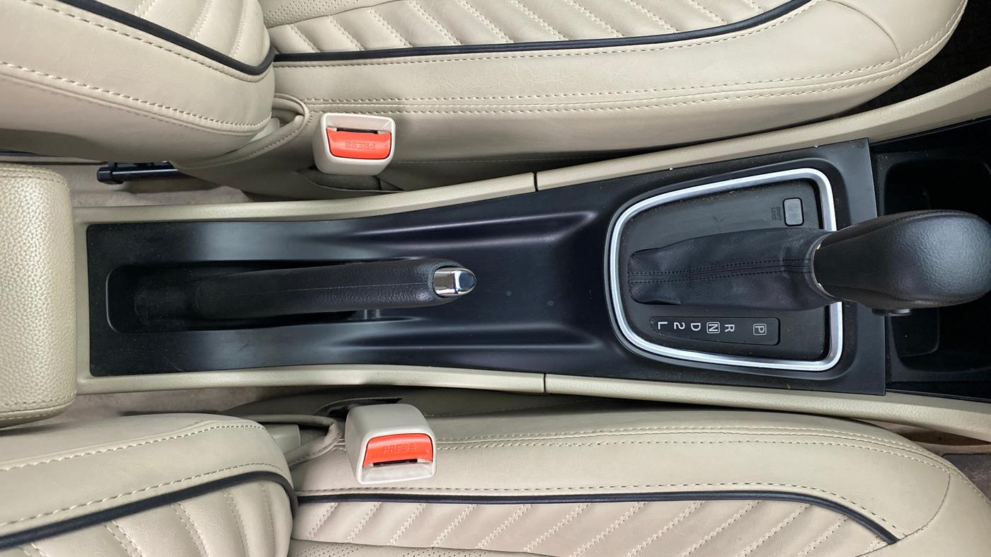 2024 Maruti Ciaz ZETA AT 1.5  SHVS PETROL, Petrol, Automatic, 8,236 km, Gear Lever