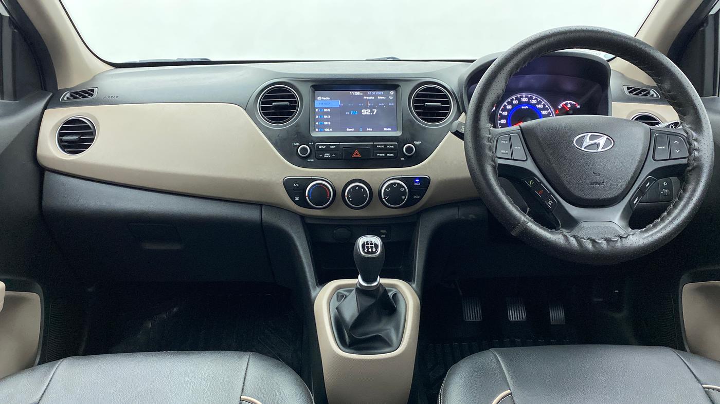 2019 Hyundai Grand i10 SPORTZ 1.2 KAPPA VTVT, Petrol, Manual, 25,714 km, Dashboard
