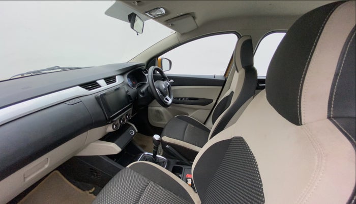 2019 Renault TRIBER RXZ, Petrol, Manual, 42,304 km, Right Side Front Door Cabin