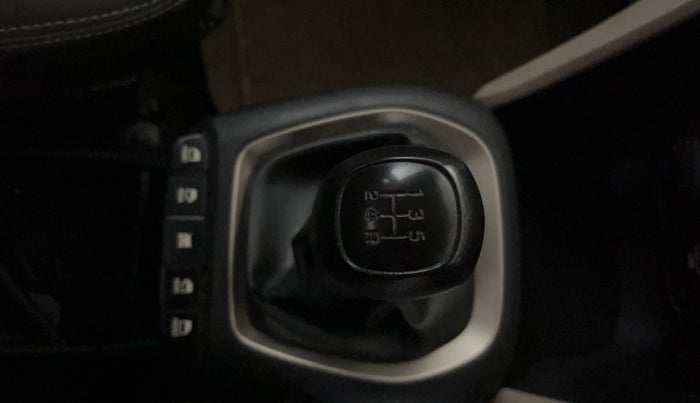2020 Hyundai NEW SANTRO SPORTZ MT, Petrol, Manual, 50,514 km, Gear Lever